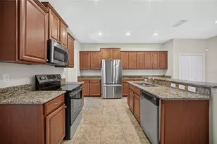 5202 Royce Dr, Mount Dora, FL 32757 - Photo 17