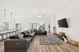 2024 McMurtrie Loop, The Villages, FL 34762 - Photo 5