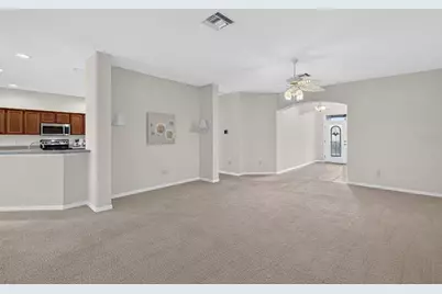 2693 Iris Way, The Villages, FL 32162 - Photo 7