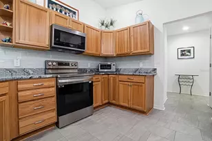 843 Clifford Ct, The Villages, FL 32163 - Photo 3
