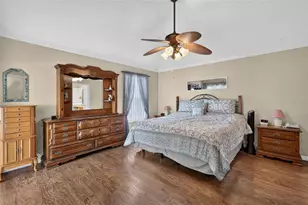 7610 SE 171st Horseshoe Ln, The Villages, FL 32162 - Photo 21