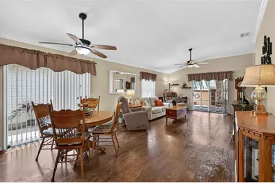 7610 SE 171st Horseshoe Lane, The Villages, FL 32162 - Photo 11
