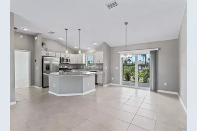 2816 Navy Hill Circle, The Villages, FL 32163 - Photo 15