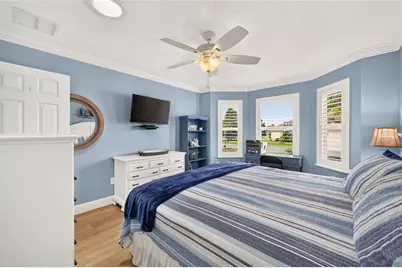 1613 Pennecamp Drive, The Villages, FL 32162 - Photo 37