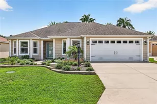 1613 Pennecamp Dr, The Villages, FL 32162 - Photo 1