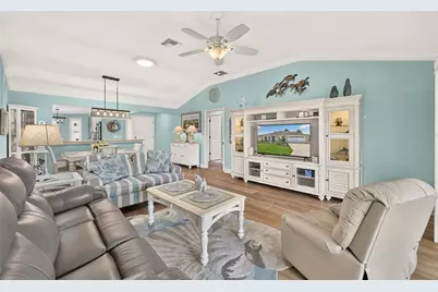 1613 Pennecamp Drive, The Villages, FL 32162 - Photo 13