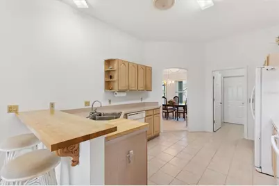 811 San Salvador Drive, The Villages, FL 32159 - Photo 13