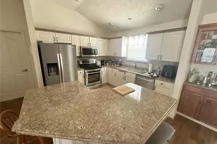 1515 Baylor Pl, The Villages, FL 32162 - Photo 5