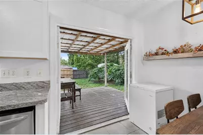 30832 Ridgeview Avenue, Mount Plymouth, FL 32776 - Photo 13