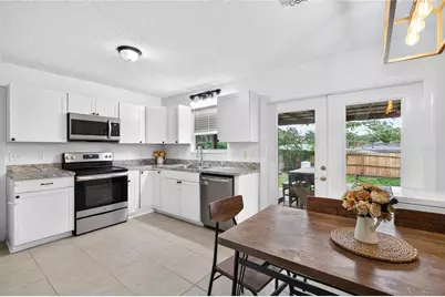 30832 Ridgeview Avenue, Mount Plymouth, FL 32776 - Photo 7