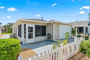 973 York Terrace, The Villages, FL 32162 - Photo 7
