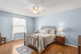 973 York Terrace, The Villages, FL 32162 - Photo 27