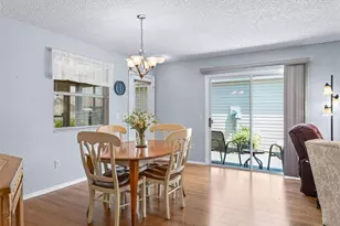 973 York Terrace, The Villages, FL 32162 - Photo 13