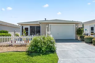 973 York Terrace, The Villages, FL 32162 - Photo 5