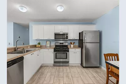 973 York Terrace, The Villages, FL 32162 - Photo 21