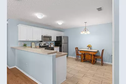 973 York Terrace, The Villages, FL 32162 - Photo 19