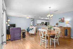 973 York Terrace, The Villages, FL 32162 - Photo 11