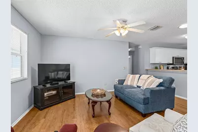 973 York Terrace, The Villages, FL 32162 - Photo 15