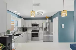 868 Oviedo Rd, The Villages, FL 32159 - Photo 3