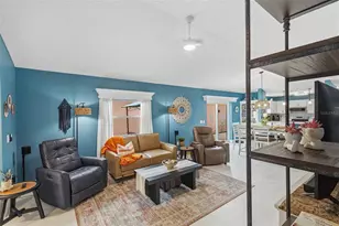 868 Oviedo Rd, The Villages, FL 32159 - Photo 11
