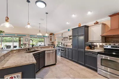 2611 Jupiter Way, The Villages, FL 32163 - Photo 3