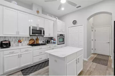 5519 Aurora Drive, Leesburg, FL 34748 - Photo 13