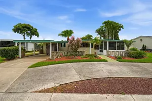928 Morningview Dr, Tavares, FL 32778 - Photo 1