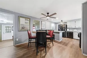 928 Morningview Dr, Tavares, FL 32778 - Photo 15