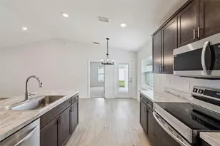 2024 Noble Dr, Davenport, FL 33837 - Photo 11