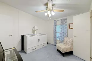 1690 Nassau Cir, Tavares, FL 32778 - Photo 17