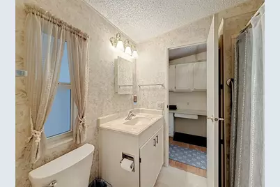 1690 Nassau Circle, Tavares, FL 32778 - Photo 19