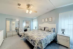 1690 Nassau Cir, Tavares, FL 32778 - Photo 21