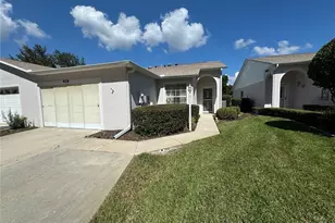 545 Golfview Ct, Leesburg, FL 34748 - Photo 1