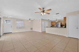 483 Hildalgo Dr, The Villages, FL 32159 - Photo 9