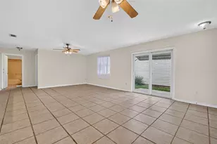 483 Hildalgo Dr, The Villages, FL 32159 - Photo 11