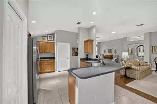 8293 SE 176th Lawson Loop, The Villages, FL 32162 - Photo 23