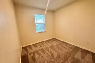 34100 Chipping Sparrow Dr, Leesburg, FL 34788 - Photo 15