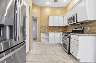 579 Cheraw Pl, The Villages, FL 32162 - Photo 11