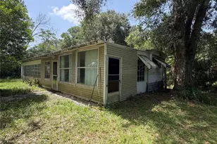 196 Robinhood Dr, Deland, FL 32724 - Photo 1