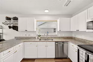 1832 Madero Dr, The Villages, FL 32159 - Photo 11