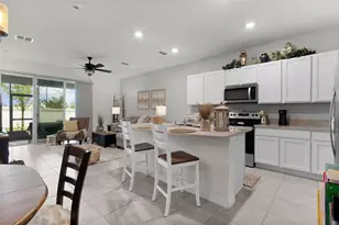 5365 Pinecone Ct, Wildwood, FL 34785 - Photo 13