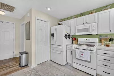 1631 Summerchase Loop, The Villages, FL 32162 - Photo 5