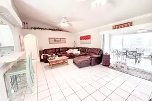 11300 Valley View Dr, Howey in the Hills, FL 34737 - Photo 11