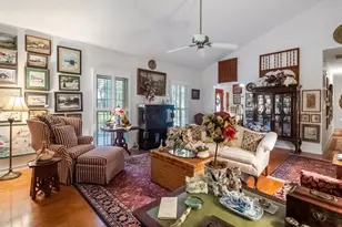 403 Mission Ln, Howey in the Hills, FL 34737 - Photo 11