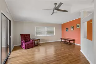 25047 Bellevue, Leesburg, FL 34748 - Photo 7