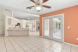 742 Woodview Dr, Tavares, FL 32778 - Photo 17
