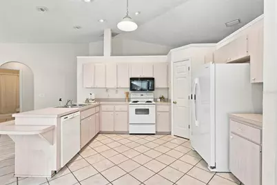 742 Woodview Drive, Tavares, FL 32778 - Photo 9