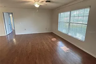 1605 Blackberry Ct, Eustis, FL 32726 - Photo 3