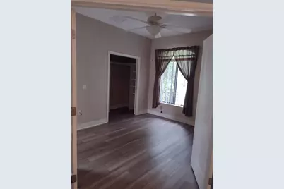 592 Dowling Circle, Lady Lake, FL 32159 - Photo 9