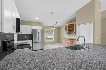 148 Country Lakes Circle, Groveland, FL 34736 - Photo 5